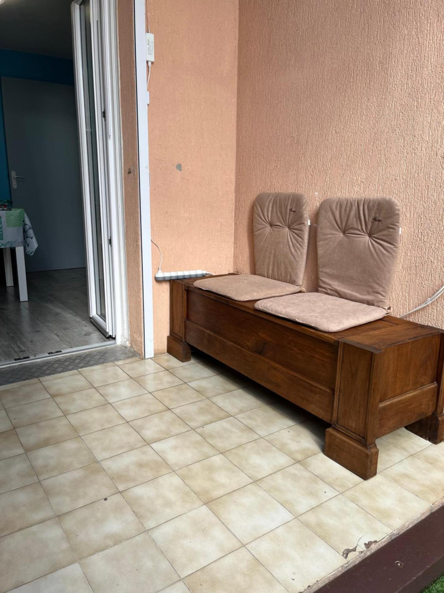 En Rez-de-jardin Apartment Nice